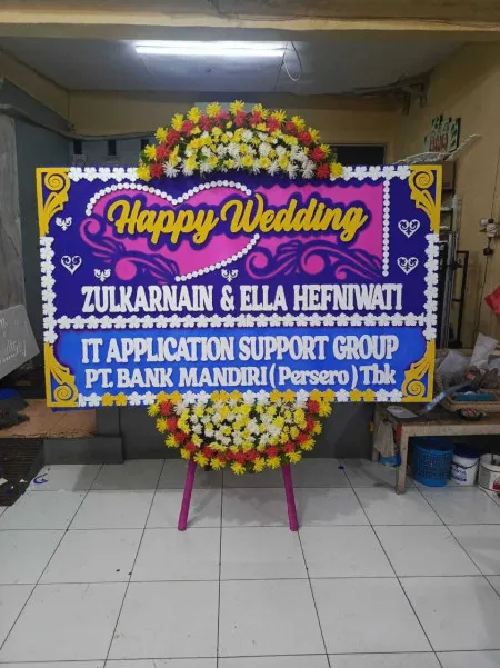 Papan Bunga Golf Island